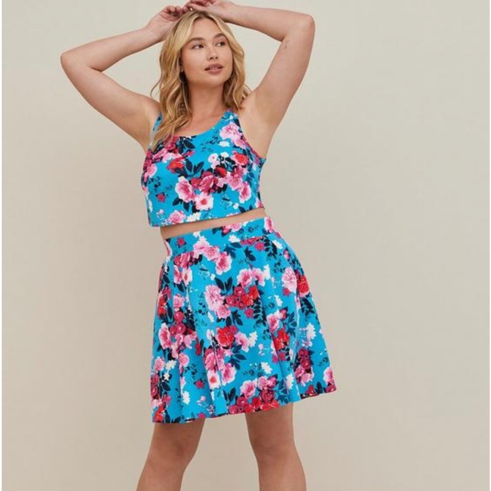 TORRID Mini Scuba Skater Set 3X Blue Floral Barbiecore